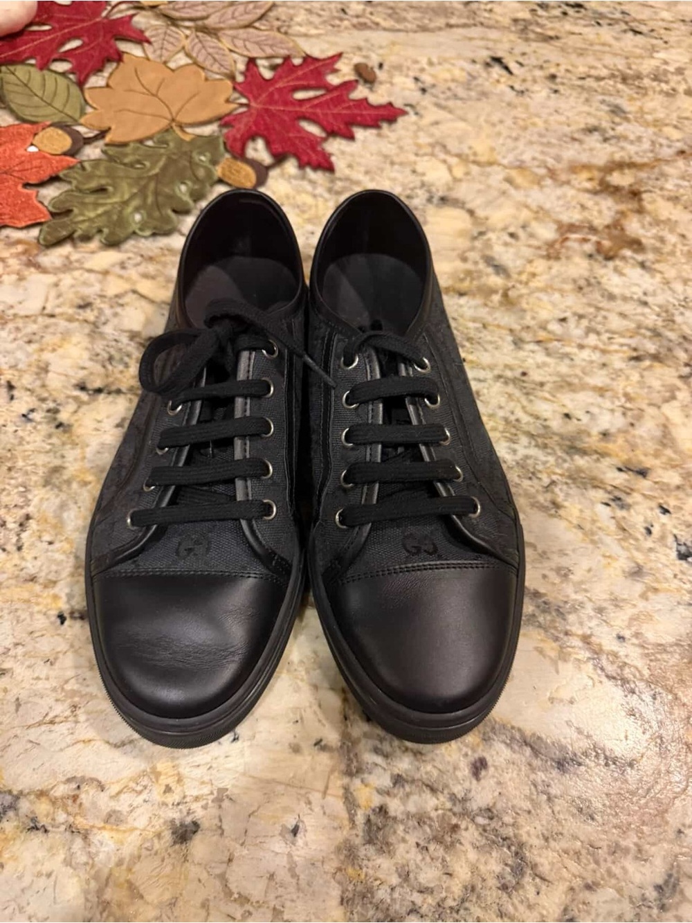 Gucci Black Women's Low-Top Lace-Up Sneakers